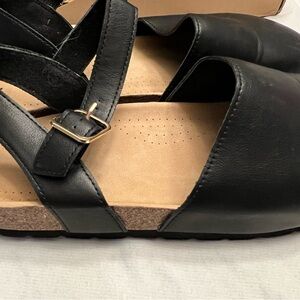 Elegant Black Leather Sandals